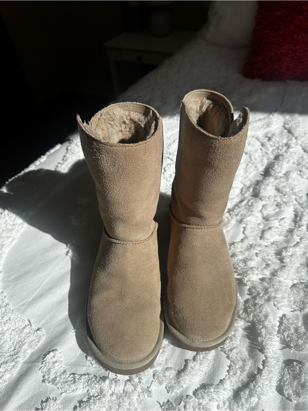 Ugg